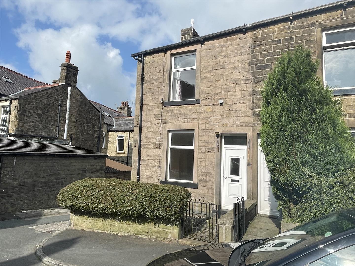 2 bedroom end terrace house SSTC in Barnoldswick - Main Image